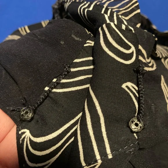 Ann Taylor size 4 silk stunning dress - Picture 6 of 10